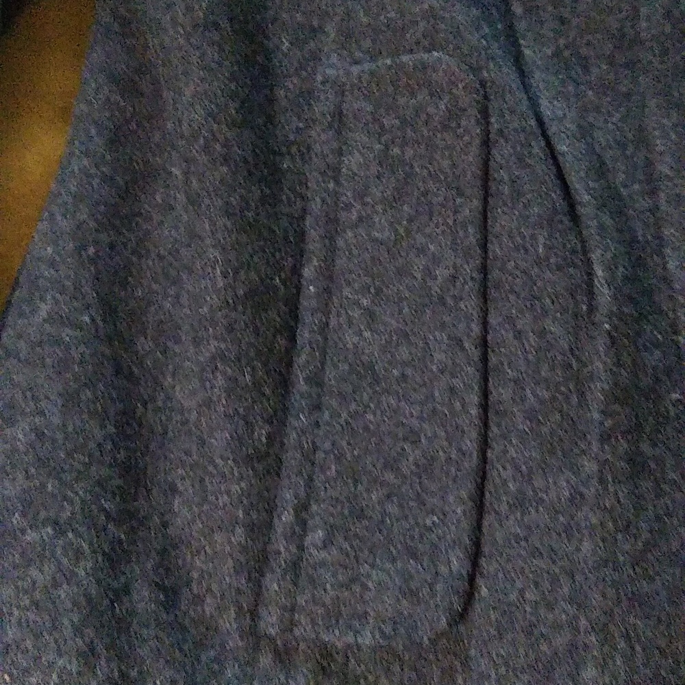 Stylish Ruffled Jacket - Picture 4 of 5